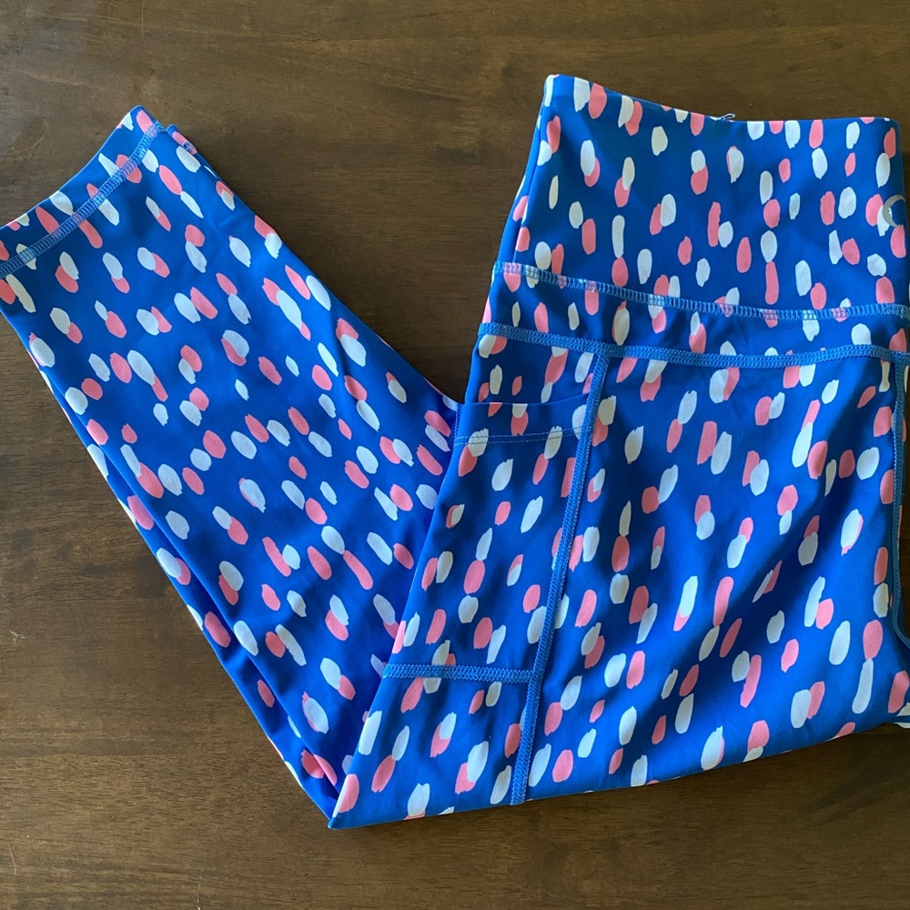Zyia Drop of Spring Light n Tight Capri Size 8-10